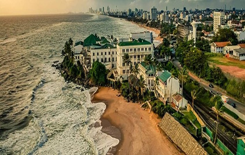Mount Lavinia Beach