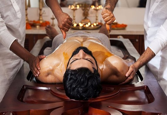 Ayurvedic Oil Massage