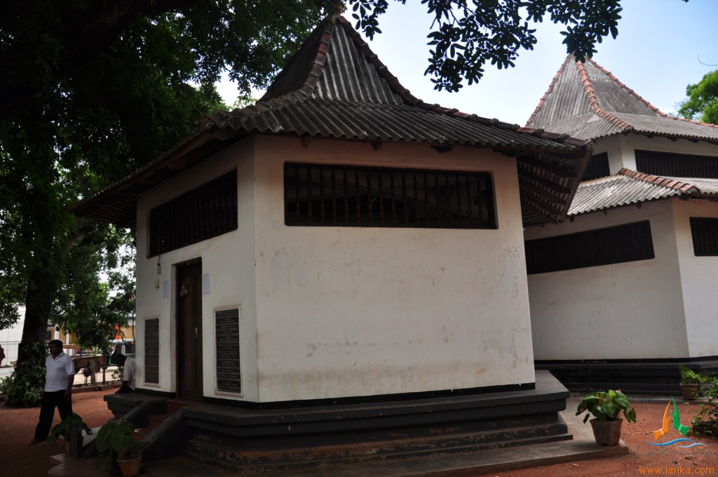 Vavuniya Archaeological Museum
