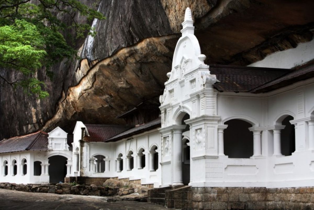 Dambulla Cave Temple