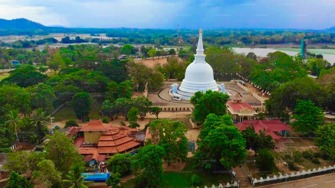 Mahiyanganaya Temple