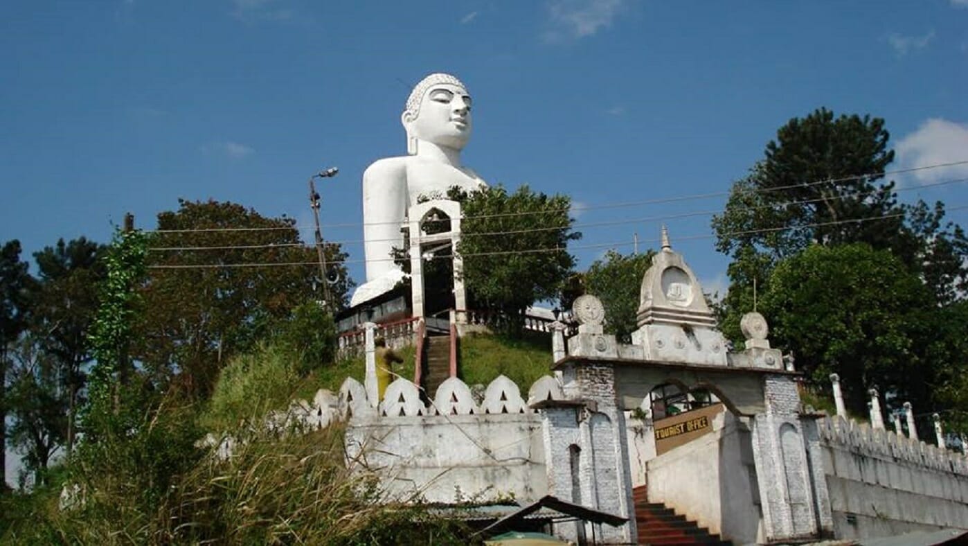 Bahirawakanda Buddha Statue