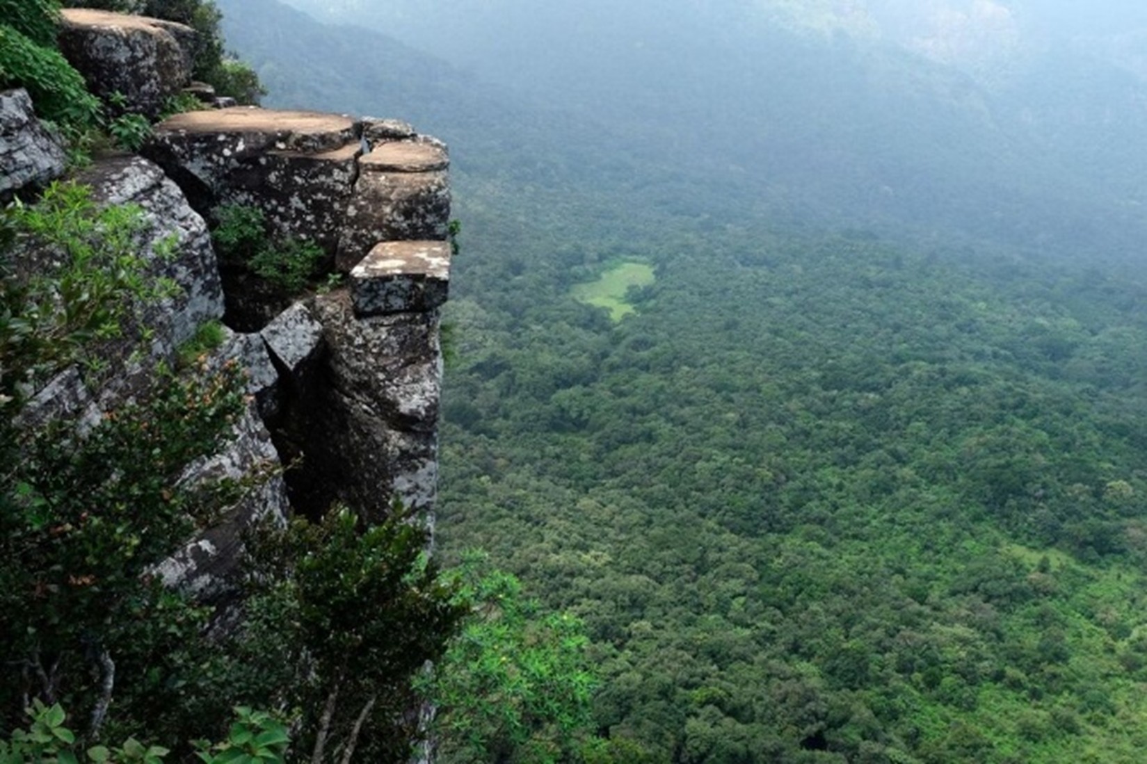 Pitawala Pathana mini world's end