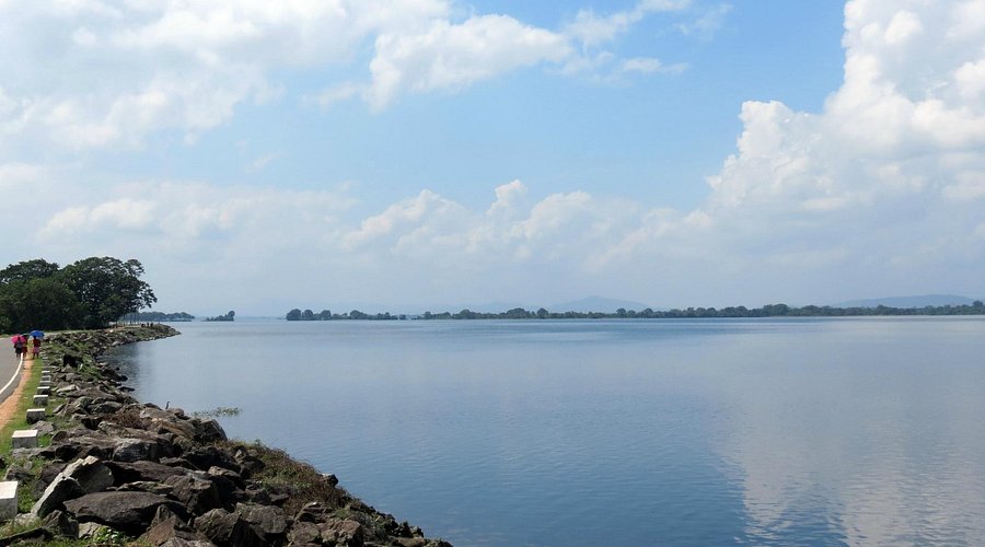 Parakrama Samudraya Lake