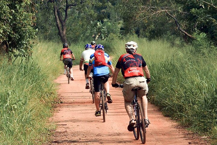 Anuradhapura cycling tour