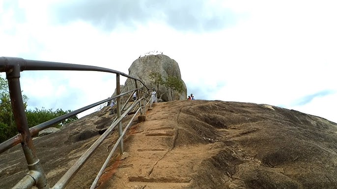 mihinthale rock climbing