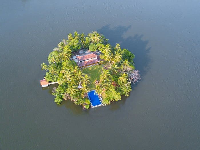 Island on Bolgoda