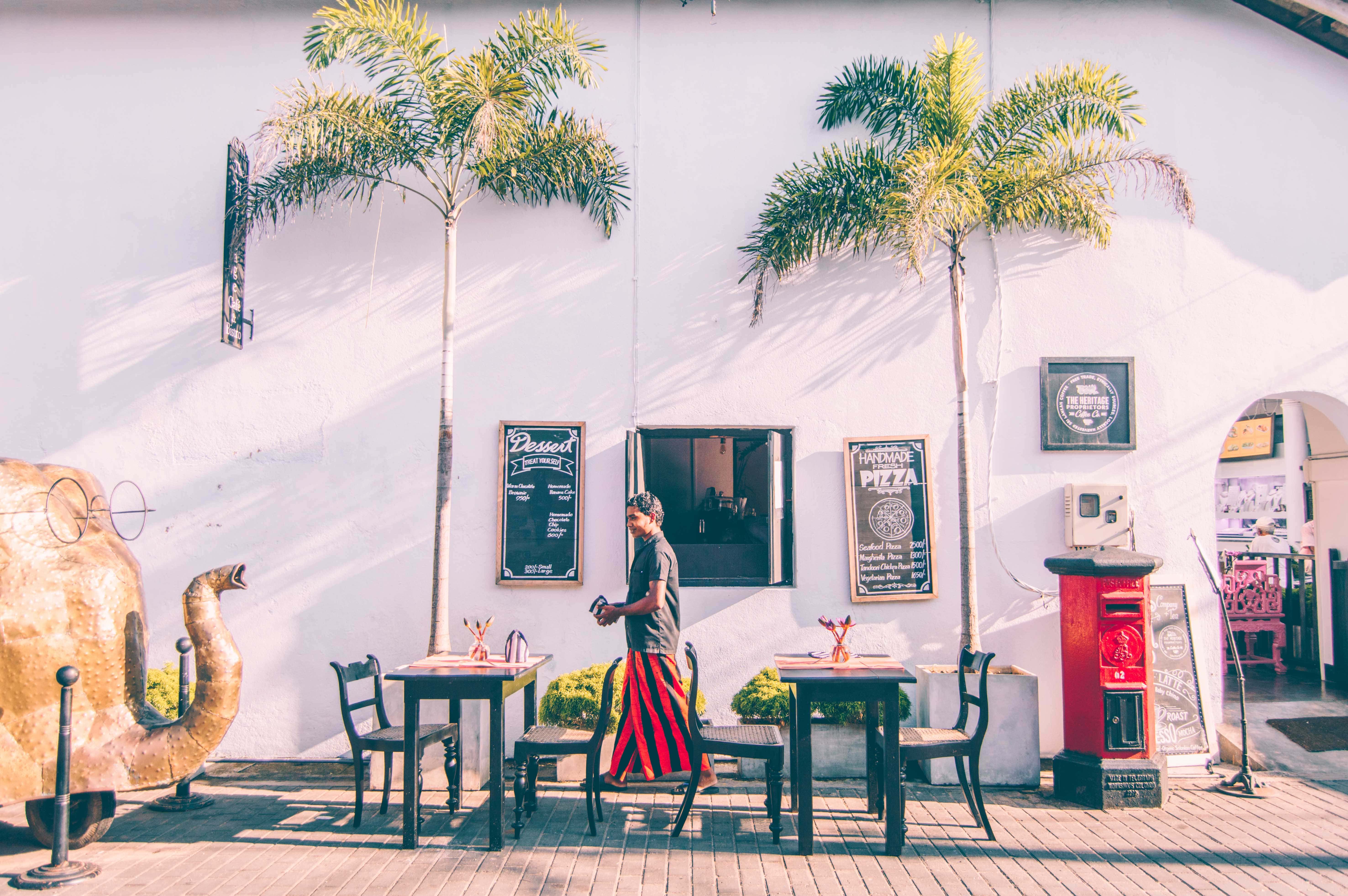 Cafe & restaurant