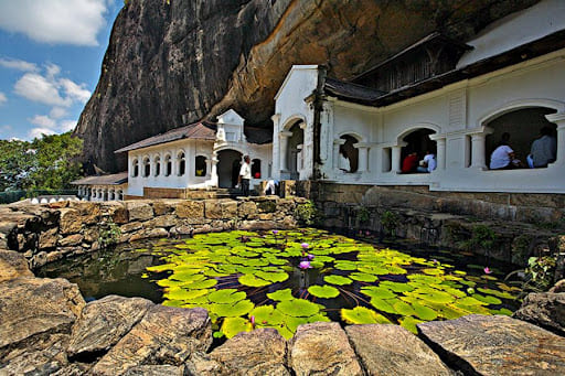 Dambulla Royal Cave Temple