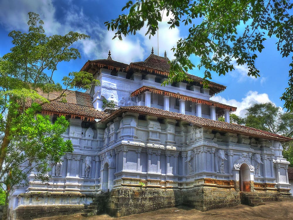 Sri Lankathilake Temple