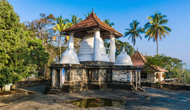 Gadaladeniya Temple